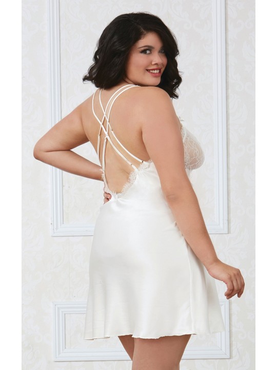 Nuisette grande taille satin et dentelle blanche de votre grossiste en dropshipping pour des nuits de noces sensuelles