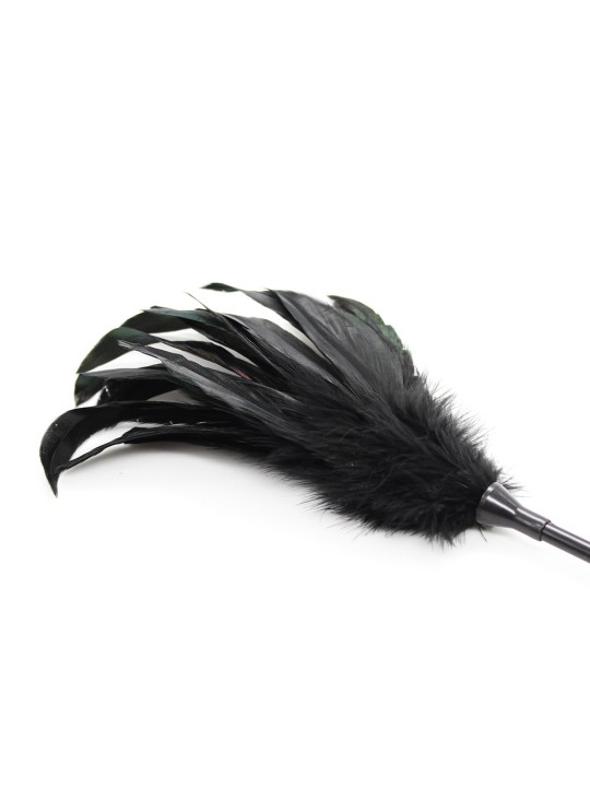 votre grossiste en dropshipping Dreamy Fetish avec cette cravache noire de 48 cm avec un embout fessées et un embout plumes.